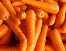 Load image into Gallery viewer, Carrots Table/1st grade (loose) 1kg
