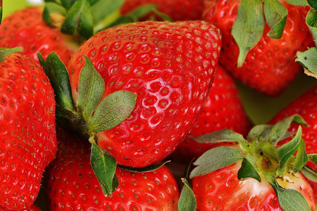 Strawberries (spray free) 250g plastic punnet